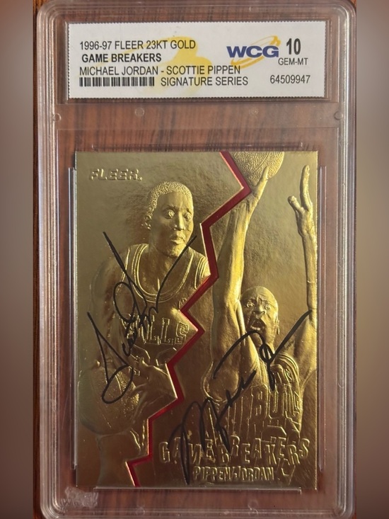 fleer Other - Fleer 1996-97 23KT Gold Game Breakers Jordan & Pippen Signature Series
10 GEM MT